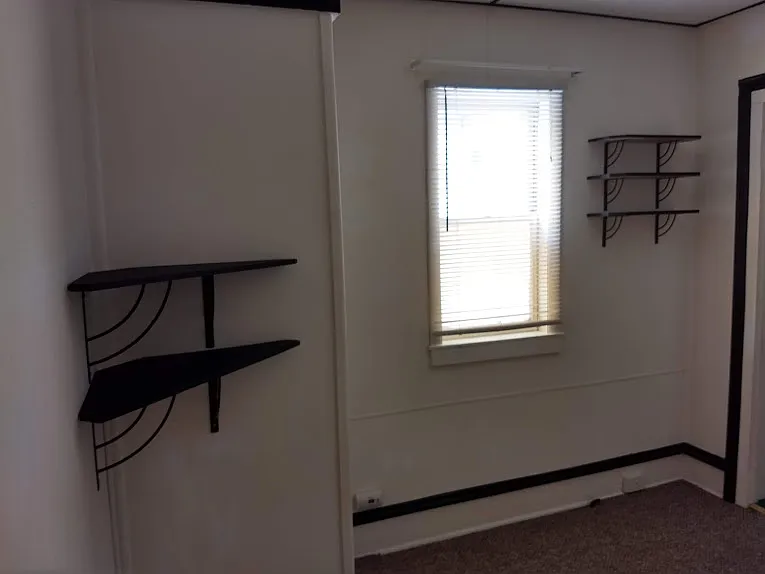1727 Bellinger St — Photo 10
