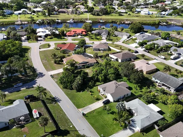 2668 SW Cameo Blvd, Port Saint Lucie, FL 34953
