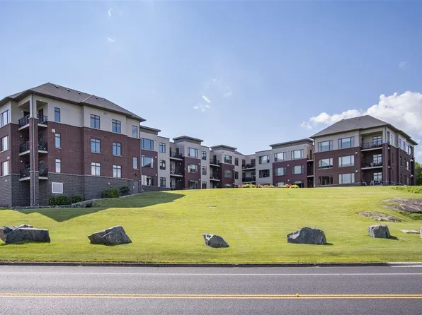 1126 Mesaba Ave, Duluth, MN 55811