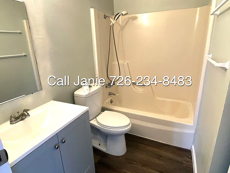 4811 Castle Strm — Photo 9