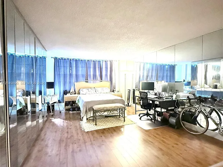 10000 W Bay Harbor Dr #Penthouse 4 — Photo 6