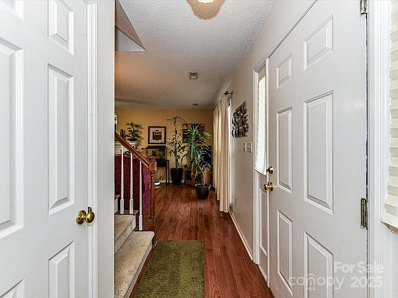 2nd image of 3807 Bent Creek Dr SW