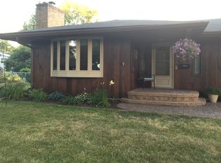 415 25th Ave S, Grand Forks, ND 58201