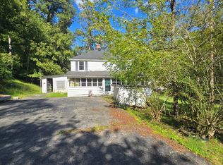 11 Sorghum Holw, Van Lear, KY 41265