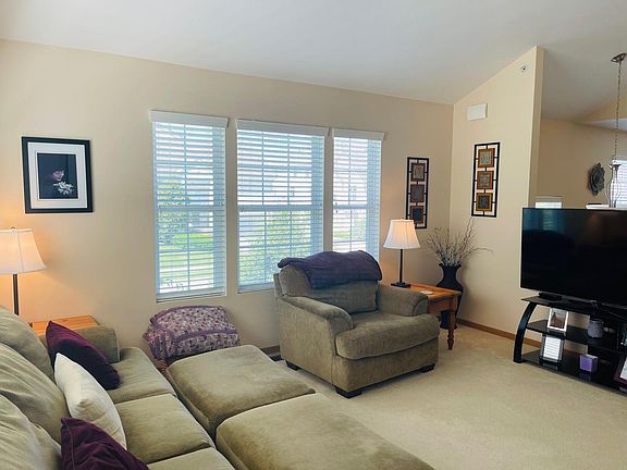 4th image of 3051 Nicklaus Ln
