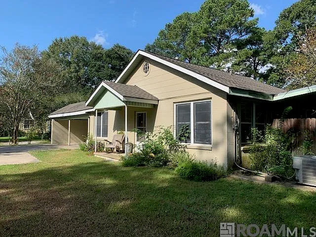 1325 Lee Dr — Photo 3