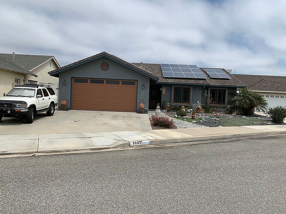 2nd image of 9661 Woodlawn Dr