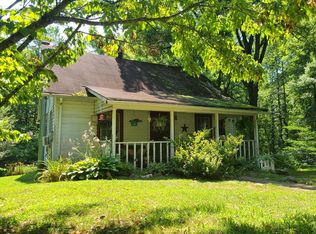 7372 Abram Penn Hwy, Patrick Springs, VA 24133