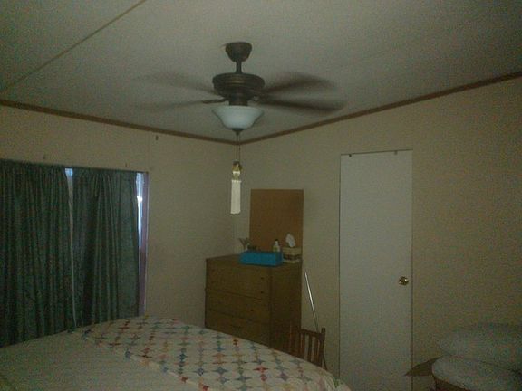 3rd image of 183 Heritage Oaks Dr