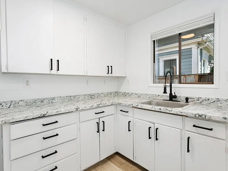 610 S Sheridan Ave — Photo 7