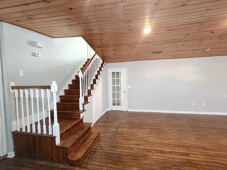 119 Cobb Rd — Photo 9
