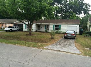 40 Farrell St, Houston, TX 77022