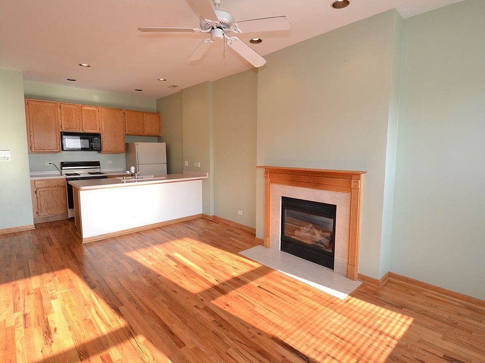 1st image of 974-976 W Cuyler Ave #4035-4043