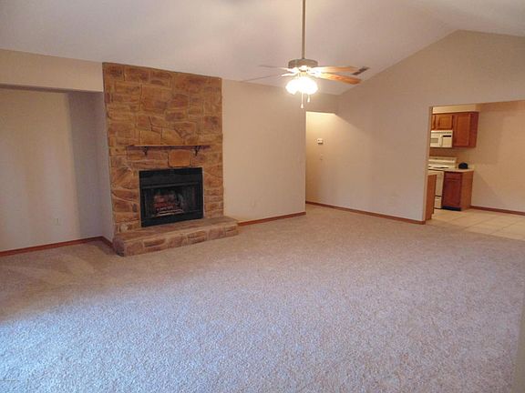 5th image of 11737 Fort Caroline Lakes Ct