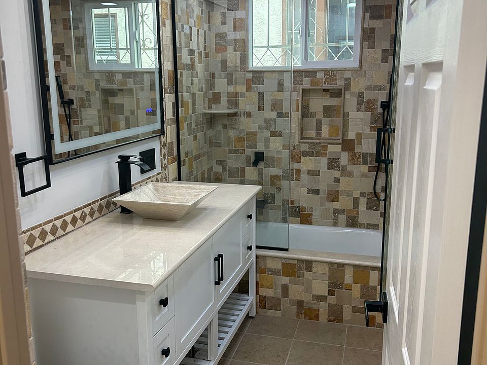 1st image of 1055 E Broadway APT 2