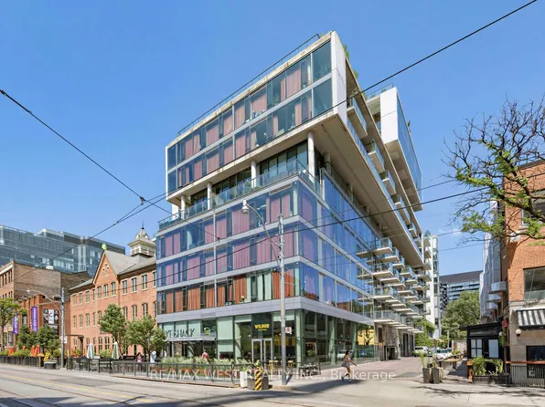 560 King St W, Toronto, ON