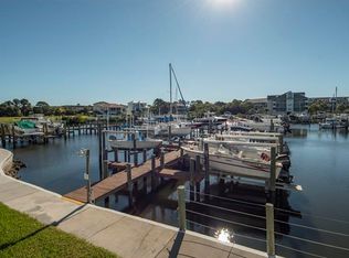 5727 Biscayne Ct APT 105, New Port Richey, FL 34652