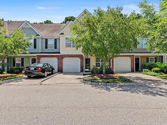 2nd image of 402 Poplar Grove Pl
