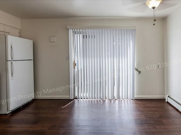 R-05 — Photo 9