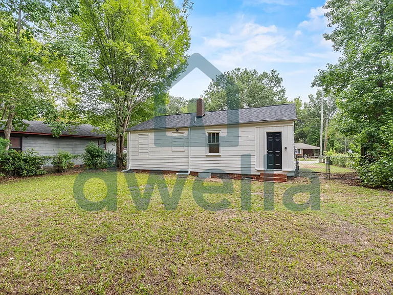 451 Loring Dr — Photo 25