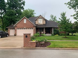 1038 Wooded Crest Dr, Morris, IL 60450