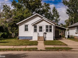 914 May St, Marshalltown, IA 50158
