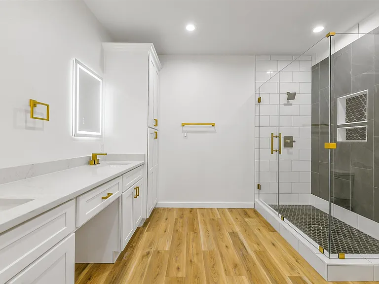 7486 Stanwick Dr #B — Photo 10