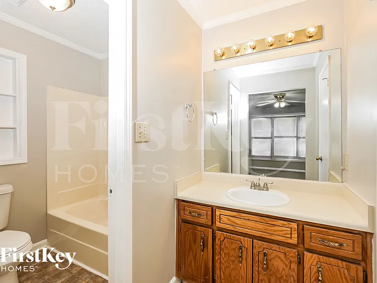 200 Ridge Way — Photo 10
