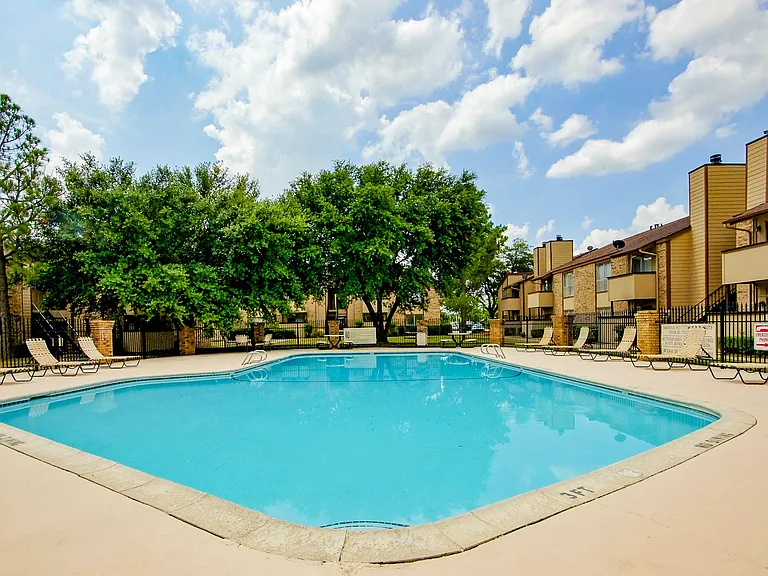 600 Baylor — Photo 19