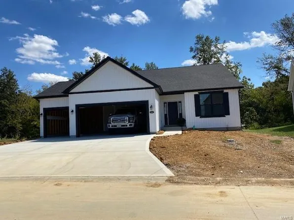 544 Birchwood Dr, Moscow Mills, MO 63362