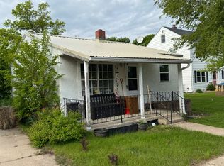 311 & 313 W State St, Atkinson, NE 68713