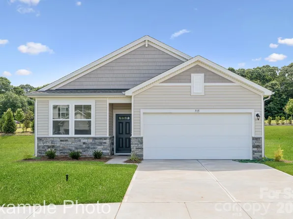 8028 Midas Ln, Locust, NC 28097