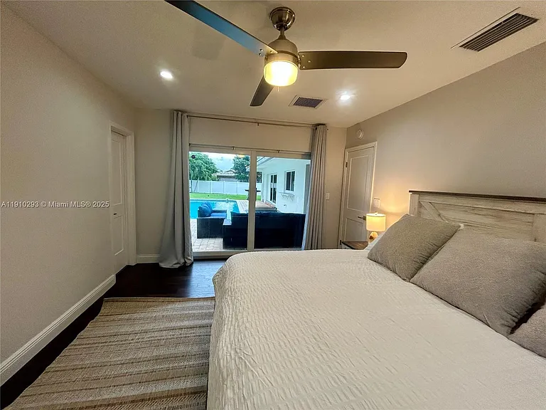 5660 Golfway Dr — Photo 29