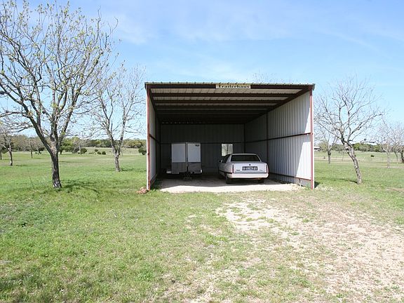 4th image of 127 Harmony Ln