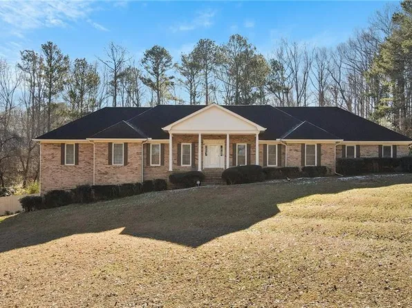 157 Timberlost Trl, Suwanee, GA 30024