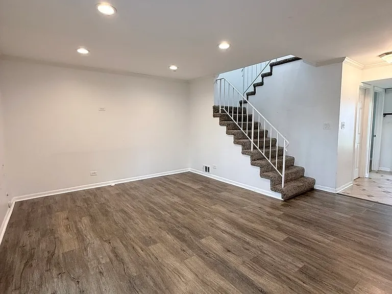 2023 Raleigh Pl — Photo 3