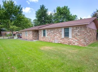 2103 E 16th St, Russellville, AR 72802
