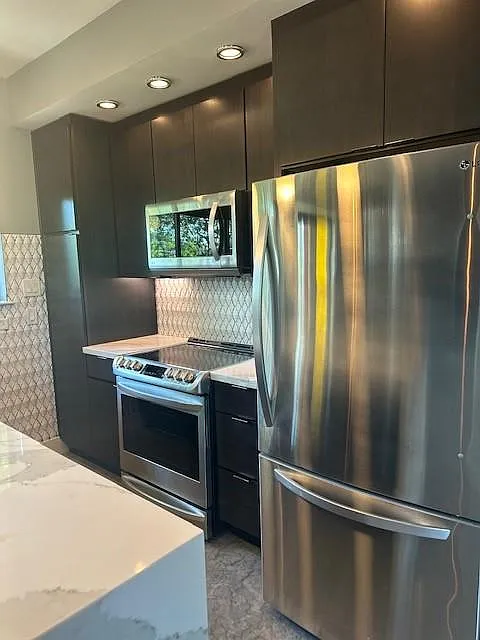 3 bed, 1.5 bath, 1180 sqft, $1,800 — Photo 4