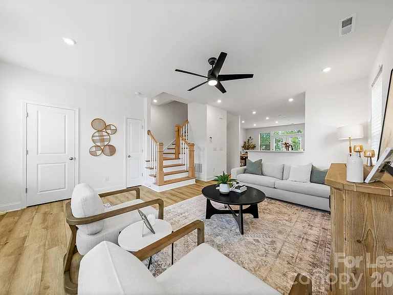 236 Judson Ave — Photo 20