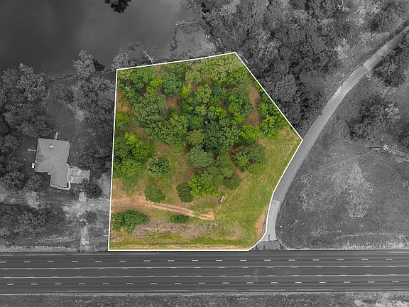 3rd image of LOT 2 Hummingbird Rd