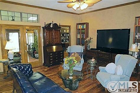 3rd image of 355 Park North Ln