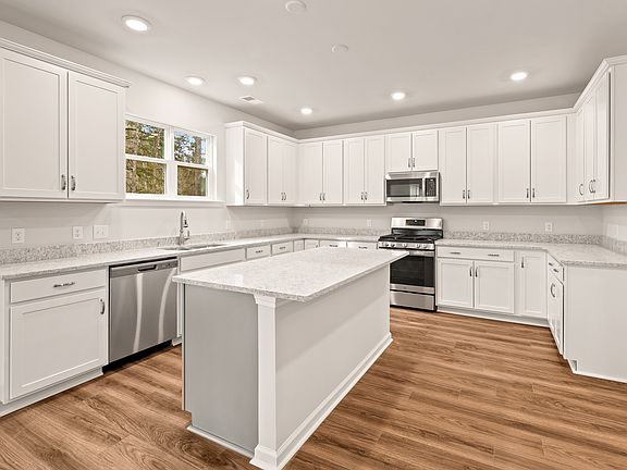 These photos are representative of this floor plan, but all options may not be available in every co