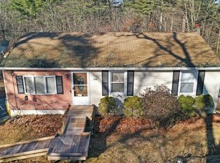 279 Little Alum Rd, Brimfield, MA 01010