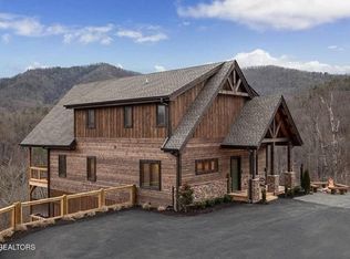 1563 Mountain Dreams Way, Pigeon Forge, TN 37862