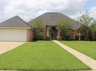 220 Hannah Ln, Lumberton, TX 77657
