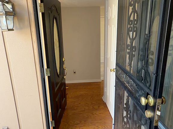 2nd image of 9529 Hidden Oak Way #5B