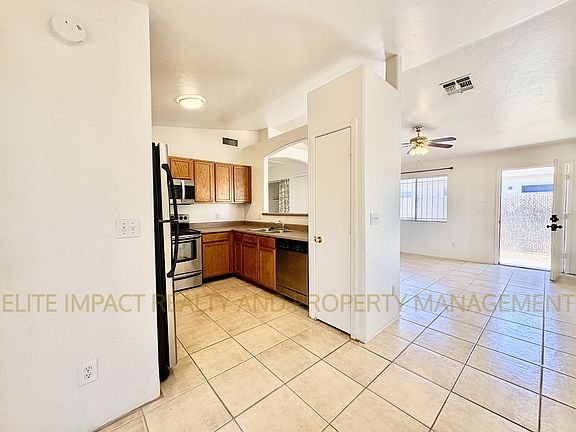 5th image of 3422 N Fontana Ave #2