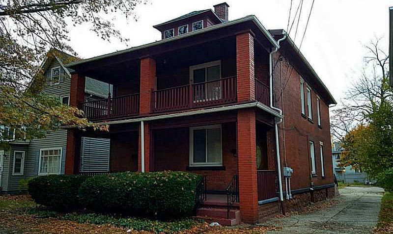 1st image of 634-36 E 7th St