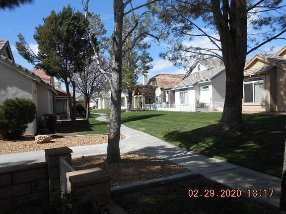 5th image of 19586 Rolling Green Dr