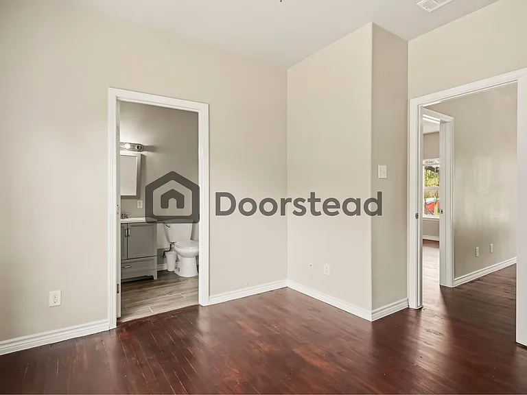 403 Fulton Ave #7 — Photo 6